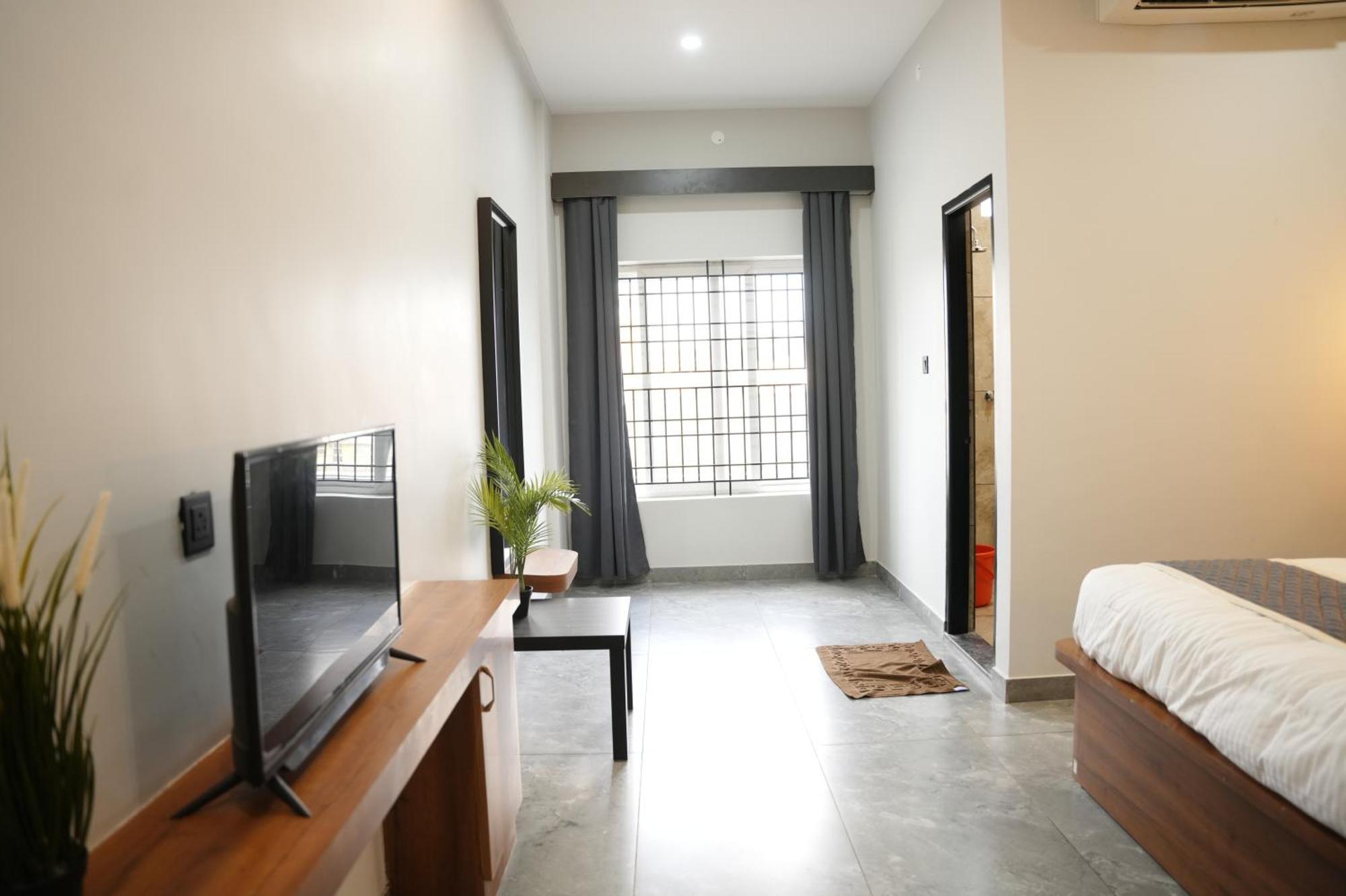 Hotel Sarvam Residency Sāgar Exterior foto